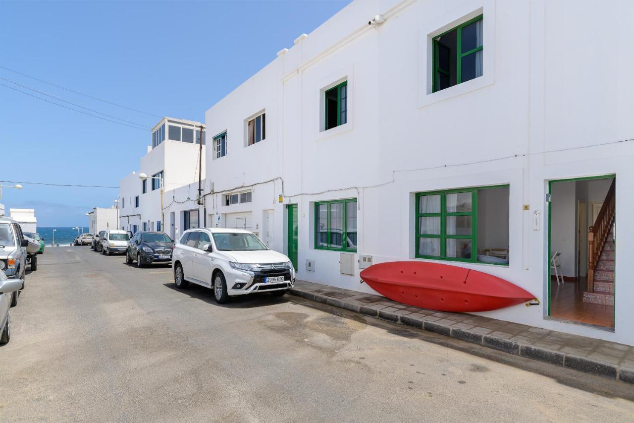Casa La Caleta Lägenhet Famara Exteriör bild