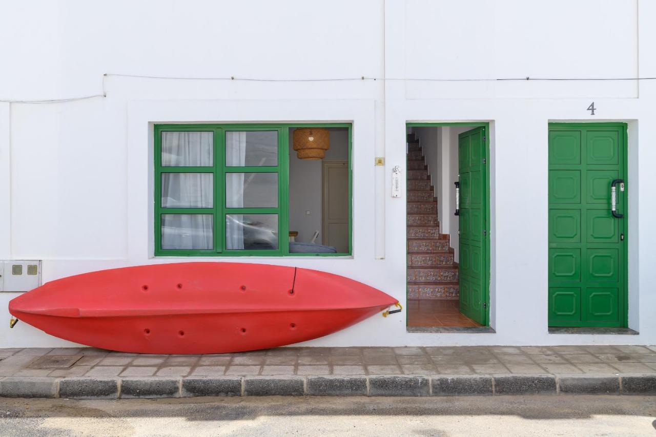 Casa La Caleta Lägenhet Famara Exteriör bild